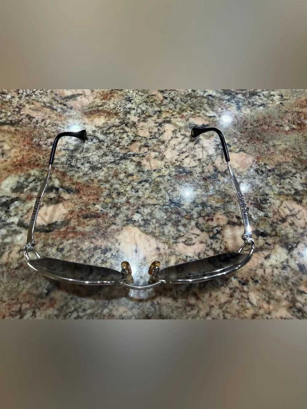 Gucci Classic Oval Horsebit Frame Sunglasses in Silver with Dark Lenses